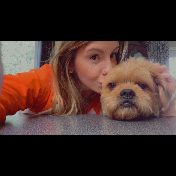 Meet your Posher, Ronni - Picture 1 of 1